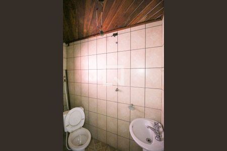 Casa à venda com 250m², 3 quartos e 4 vagas Casa à venda com 250m², 3 quartos e 4 vagasBanheiro 1