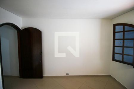 Casa à venda com 250m², 3 quartos e 4 vagas Casa à venda com 250m², 3 quartos e 4 vagasQuarto 3
