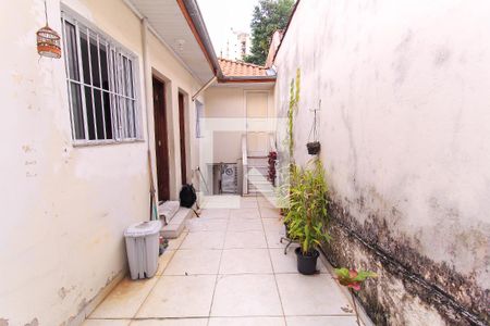 Casa à venda com 150m², 3 quartos e 2 vagas Casa à venda com 150m², 3 quartos e 2 vagasQuintal