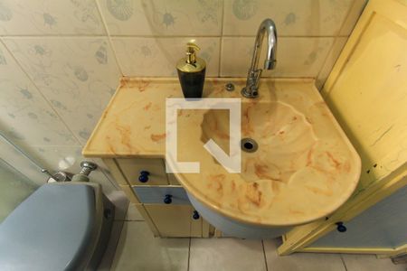 Casa à venda com 150m², 3 quartos e 2 vagas Casa à venda com 150m², 3 quartos e 2 vagasBanheiro