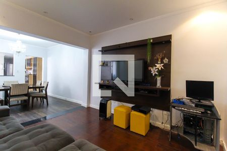 Casa à venda com 150m², 3 quartos e 2 vagas Casa à venda com 150m², 3 quartos e 2 vagasSala