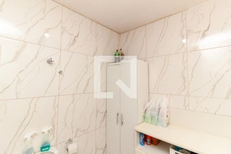 Casa à venda com 288m², 4 quartos e 2 vagasBanheiro da Suíte