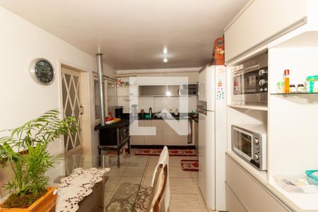 Casa à venda com 288m², 4 quartos e 2 vagasCozinha