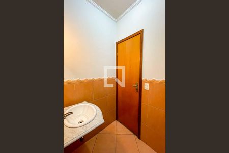 Casa à venda com 151m², 3 quartos e 4 vagasLavabo