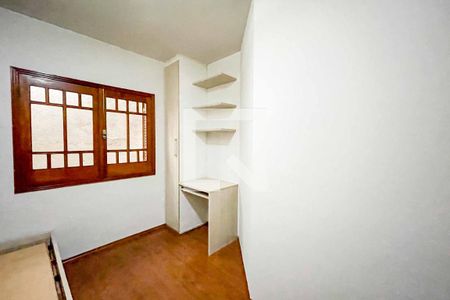 Casa à venda com 151m², 3 quartos e 4 vagasQuarto 2
