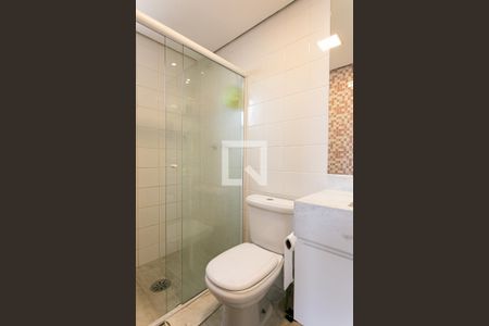 Apartamento à venda com 80m², 2 quartos e 2 vagas Apartamento à venda com 80m², 2 quartos e 2 vagasBanheiro da Suíte