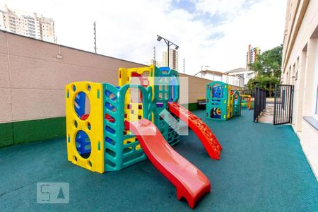 Apartamento à venda com 80m², 2 quartos e 2 vagas Apartamento à venda com 80m², 2 quartos e 2 vagasÁrea Comum - Playground