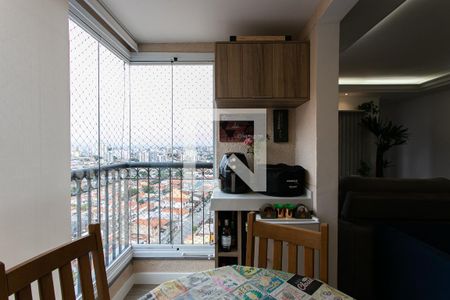 Apartamento à venda com 80m², 2 quartos e 2 vagas Apartamento à venda com 80m², 2 quartos e 2 vagasVaranda