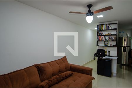 Sala de apartamento à venda com 2 quartos, 50m² em Recreio dos Bandeirantes, Rio de Janeiro