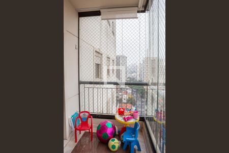 Sacada de apartamento à venda com 2 quartos, 79m² em Vila Pompéia, São Paulo