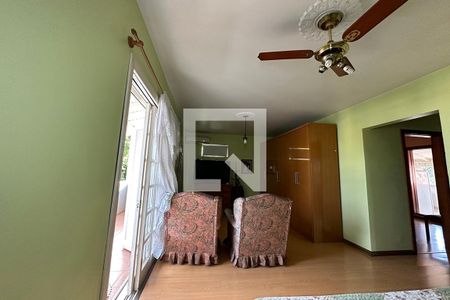 Casa à venda com 297m², 3 quartos e 4 vagasQuarto Suíte