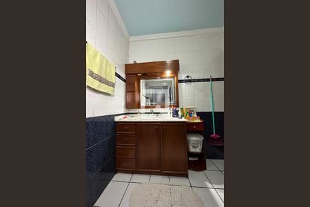 Casa à venda com 297m², 3 quartos e 4 vagasBanheiro 1