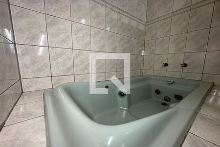 Casa à venda com 297m², 3 quartos e 4 vagasBanheiro da Suíte