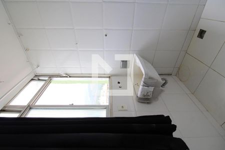 Apartamento para alugar com 76m², 2 quartos e 1 vagaÁrea de Serviço