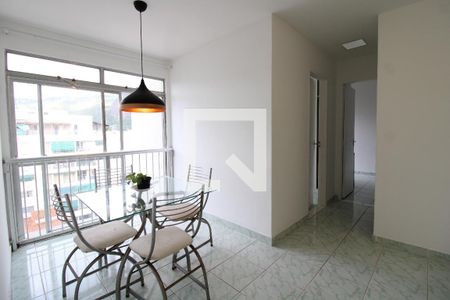 Sala de apartamento para alugar com 2 quartos, 76m² em Freguesia de Jacarepaguá, Rio de Janeiro