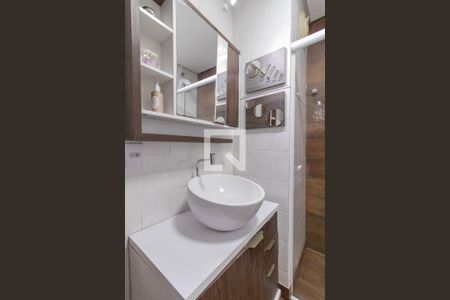 Banheiro de apartamento à venda com 3 quartos, 138m² em Jardim Botânico, Porto Alegre