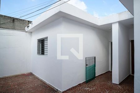 Casa para alugar com 70m², 1 quarto e sem vaga Casa para alugar com 70m², 1 quarto e sem vagaFachada