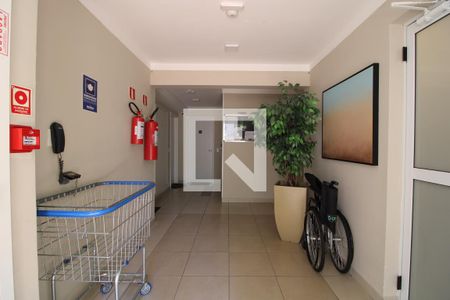 Apartamento para alugar com 42m², 2 quartos e sem vagaHall