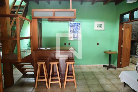 Casa para alugar com 347m², 3 quartos e 6 vagasSala