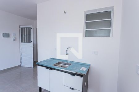 Sala, cozinha e área de serviço de apartamento para alugar com 1 quarto, 30m² em Jardim do Tiro, São Paulo