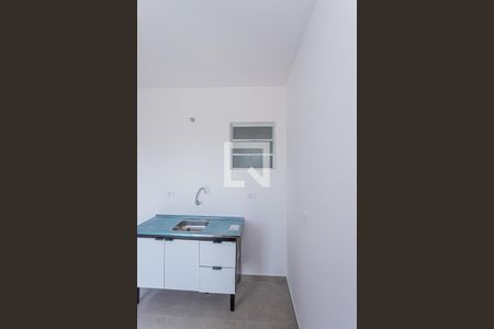 Sala, cozinha e área de serviço de apartamento para alugar com 1 quarto, 30m² em Jardim do Tiro, São Paulo