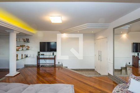 Sala 1 de apartamento para alugar com 3 quartos, 180m² em Barreiro, Belo Horizonte