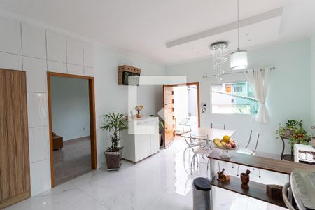 Casa à venda com 165m², 4 quartos e 4 vagasCozinha