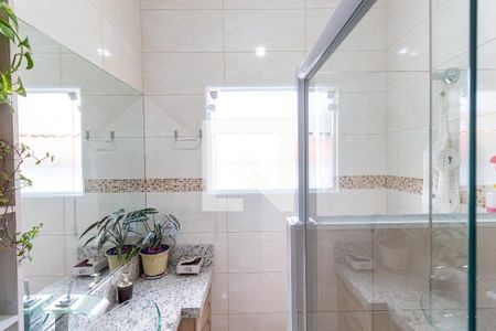 Casa à venda com 165m², 4 quartos e 4 vagasBanheiro 3