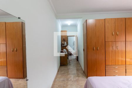 Casa à venda com 165m², 4 quartos e 4 vagasQuarto Suíte 1