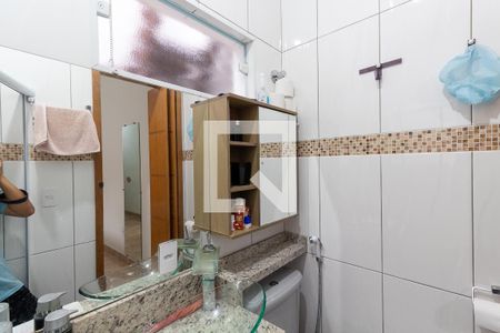 Casa à venda com 165m², 4 quartos e 4 vagasBanheiro da Suíte 1