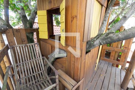 Casa à venda com 165m², 4 quartos e 4 vagasQuintal