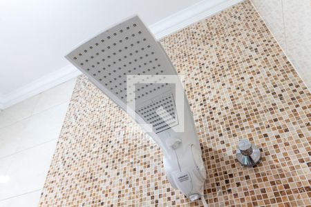 Casa à venda com 165m², 4 quartos e 4 vagasChuveiro