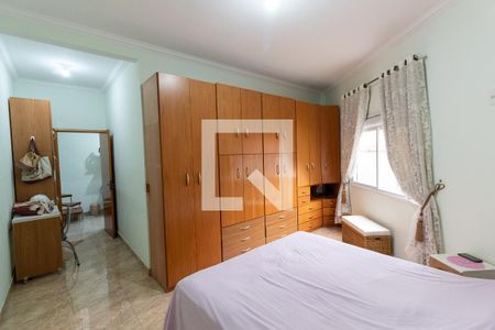 Casa à venda com 165m², 4 quartos e 4 vagasQuarto Suíte 1