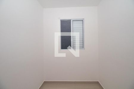 Quarto de apartamento para alugar com 2 quartos, 33m² em Vila Antonieta, São Paulo