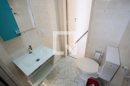 Apartamento à venda com 67m², 2 quartos e 1 vaga Apartamento à venda com 67m², 2 quartos e 1 vagaBanheiro
