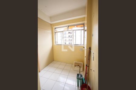 Apartamento à venda com 67m², 2 quartos e 1 vaga Apartamento à venda com 67m², 2 quartos e 1 vagaÁrea de Serviço