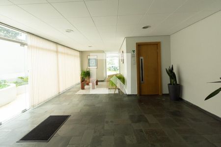 Apartamento à venda com 120m², 3 quartos e 2 vagasHall social