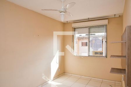 Sala de apartamento para alugar com 1 quarto, 43m² em Rubem Berta, Porto Alegre