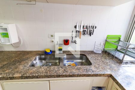 Apartamento à venda com 160m², 3 quartos e 3 vagasCozinha - Torneira