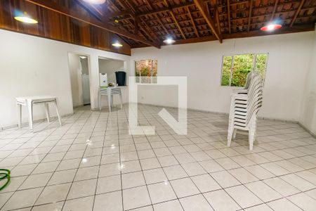 Apartamento para alugar com 40m², 2 quartos e sem vagaÁrea comum - Salão de festas