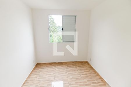 Quarto 1 de apartamento para alugar com 2 quartos, 40m² em Jardim Mirna, Taboão da Serra