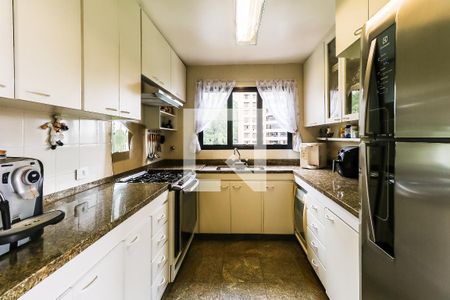 Apartamento à venda com 184m², 4 quartos e 3 vagasCozinha