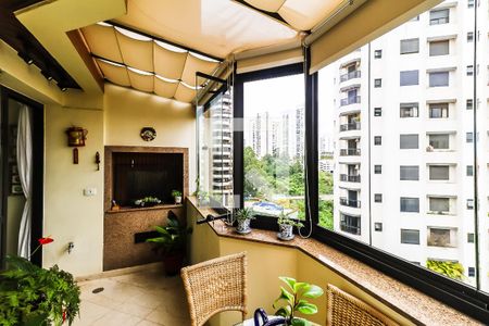 Apartamento à venda com 184m², 4 quartos e 3 vagasVaranda Gourmet