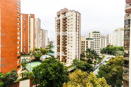 Apartamento à venda com 184m², 4 quartos e 3 vagasVista Suíte 1