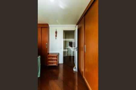 Apartamento à venda com 184m², 4 quartos e 3 vagasQuarto