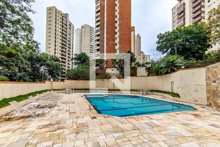 Apartamento à venda com 184m², 4 quartos e 3 vagasÁrea Comum - Piscina