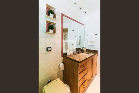 Apartamento à venda com 184m², 4 quartos e 3 vagasBanheiro Suíte 3