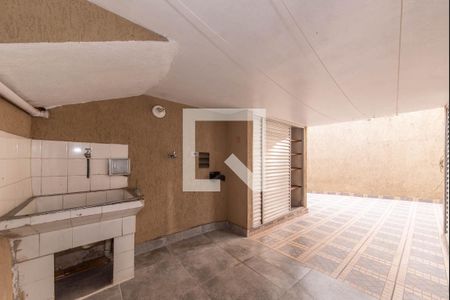 Casa para alugar com 250m², 2 quartos e 1 vaga Casa para alugar com 250m², 2 quartos e 1 vagaLavanderia