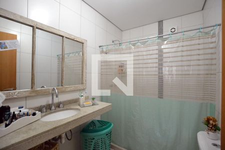 Apartamento à venda com 95m², 2 quartos e 1 vagaBanheiro da Suíte