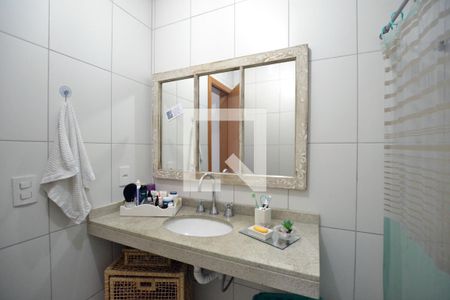 Apartamento à venda com 95m², 2 quartos e 1 vagaBanheiro da Suíte